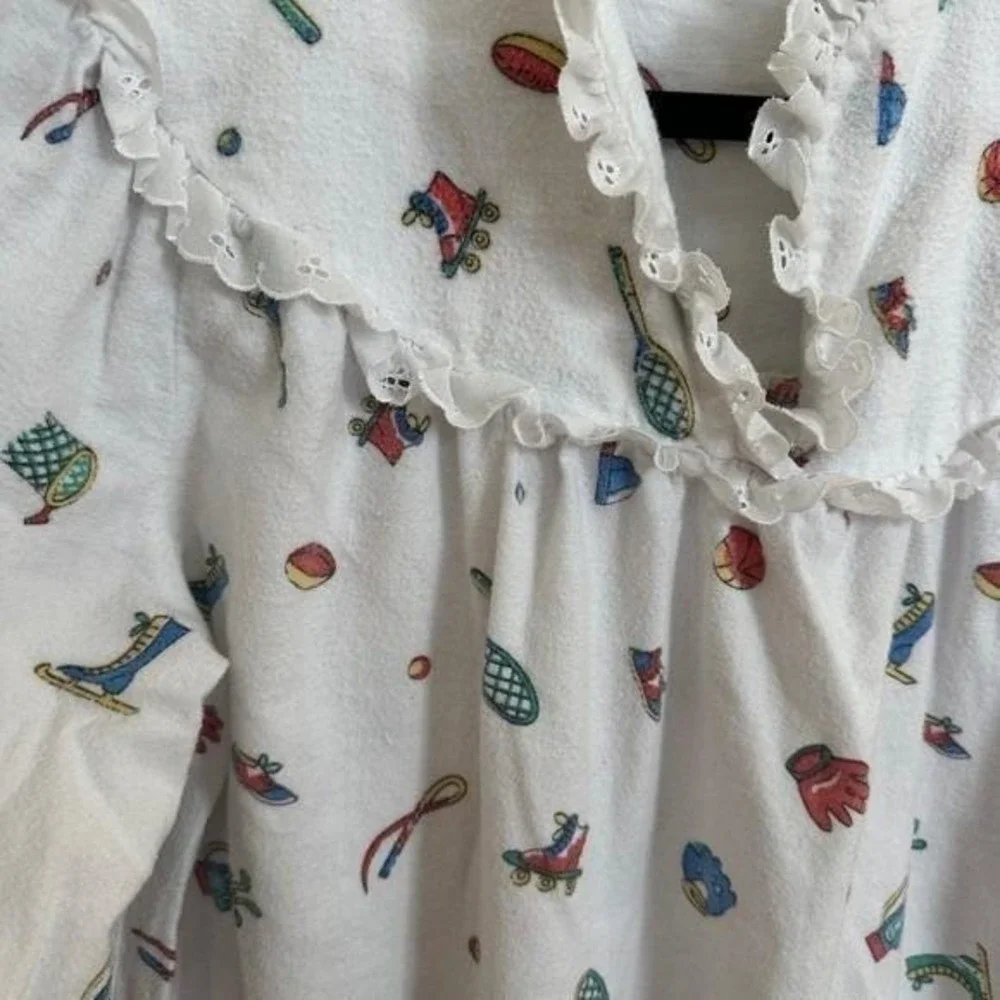 Lanz of Salzburg‎ Vintage Sports Novelty Flannel Nightgown White Maxi